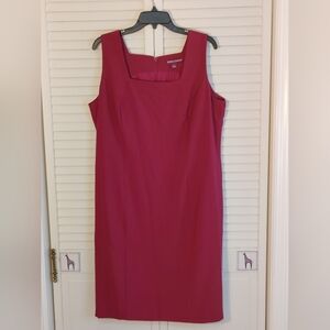 Jessica London Sleeveless Square-Neck Midi Dress in Raspberry